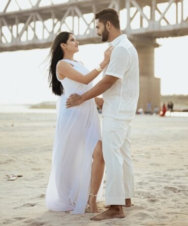 Pre-Wedding Harmony White Couple Set